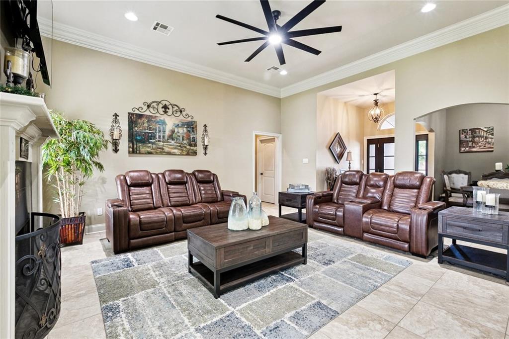 111 LAKE CAROLYN Drive