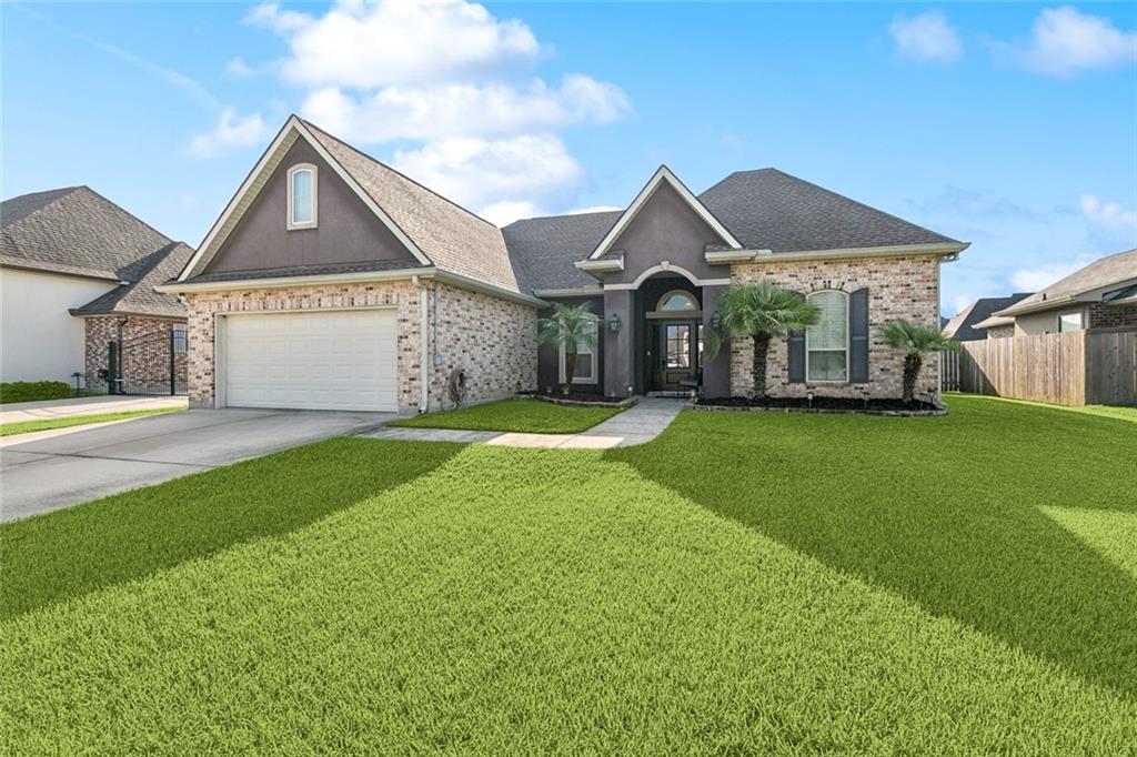 111 LAKE CAROLYN Drive