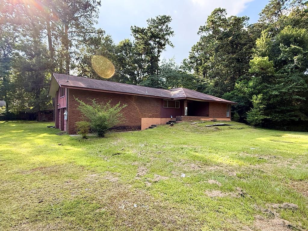 203 CAMELLIA Road