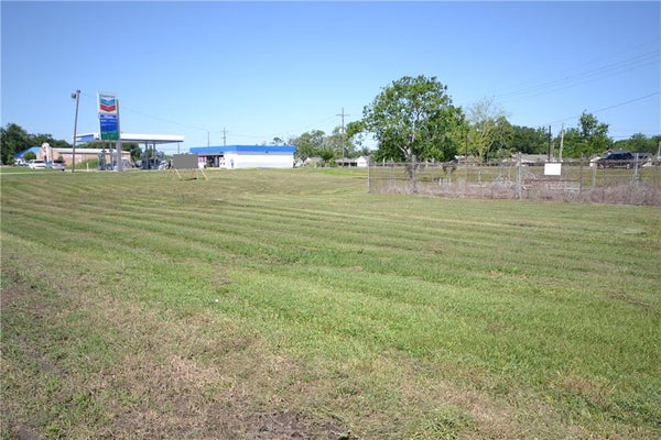 17174 HIGHWAY 90, DES ALLEMANDS, LA 70030 - Image fbcb00942ca06a484d44e2ff09ead7a9/3302178125