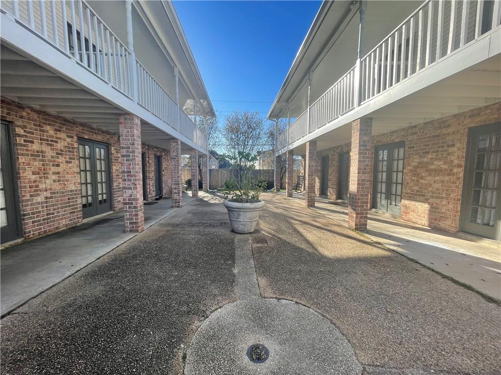 56 CARRIAGE Lane C