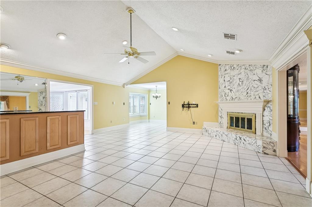 3621 TOLMAS Drive