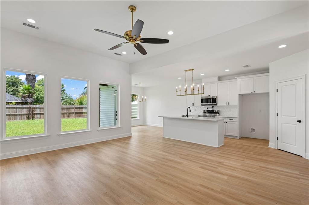 Slidell, Louisiana 70460, United States, 3 Bedrooms Bedrooms, ,2 BathroomsBathrooms,Residential,Active,166296