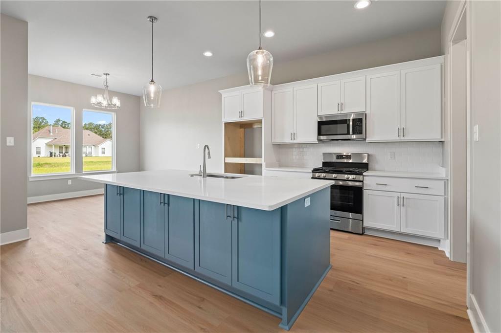 72657 ROBINDALE Drive