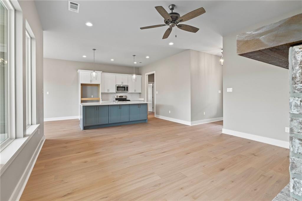 72657 ROBINDALE Drive