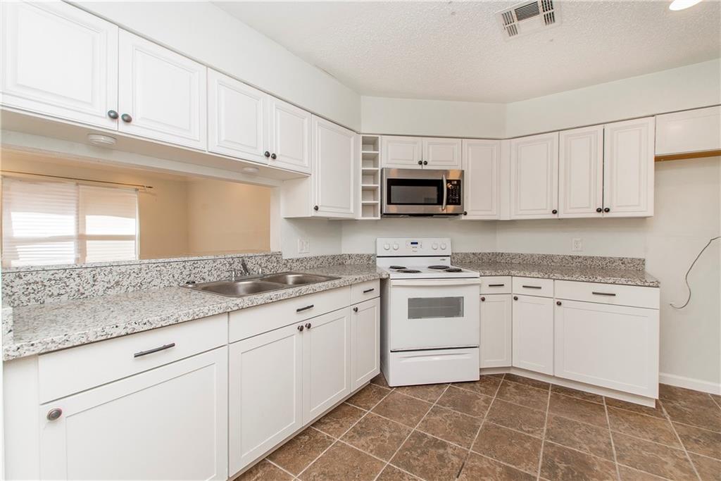 La Place, Louisiana 70068, United States, 3 Bedrooms Bedrooms, ,2 BathroomsBathrooms,Residential,Pending,64989