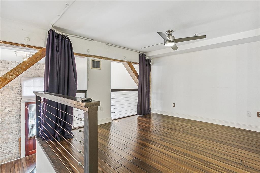 New Orleans, Louisiana 70130, United States, 1 Bedroom Bedrooms, ,2 BathroomsBathrooms,Residential,Active,21735