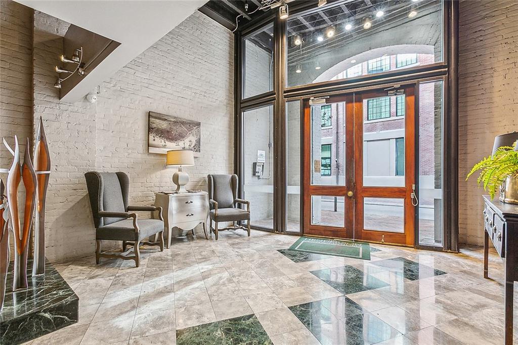 New Orleans, Louisiana 70130, United States, 1 Bedroom Bedrooms, ,2 BathroomsBathrooms,Residential,Active,21735