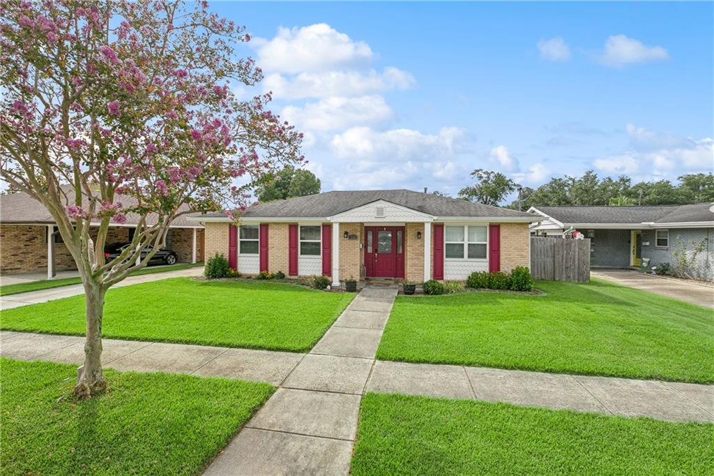 112 HIBISCUS Place