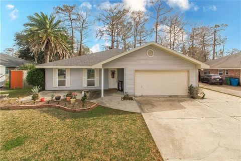 20 PARLANGE Drive Destrehan LA 70047