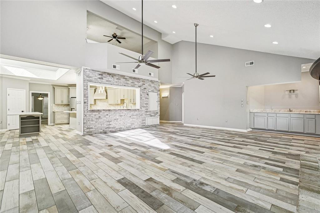 3409 PALMISANO Boulevard