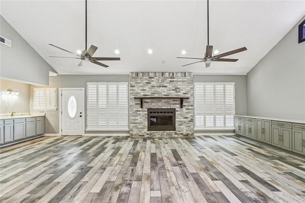 3409 PALMISANO Boulevard