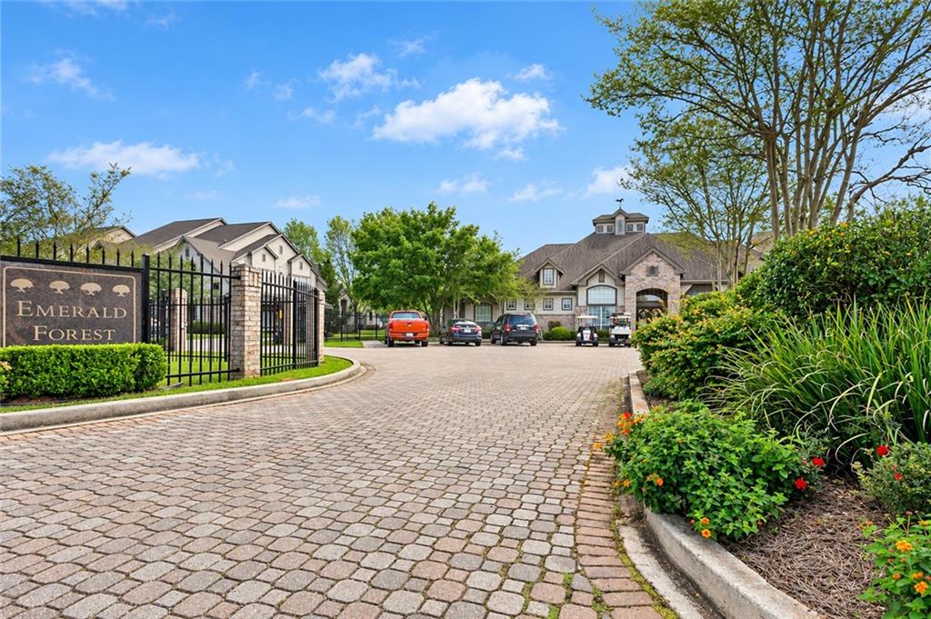 350 EMERALD FOREST Boulevard 21105