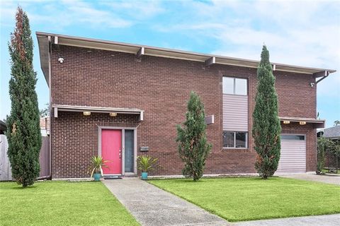 Photo of 2017 CHARLES Drive, Chalmette, LA 70043 (MLS # 2560018)
