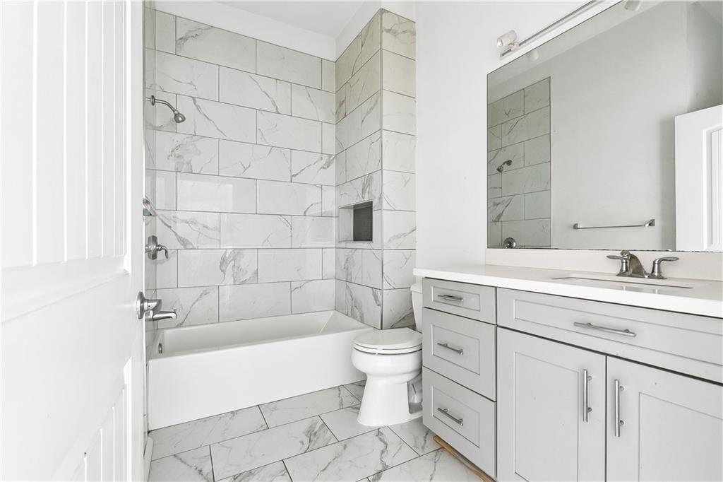 1550 N DERBIGNY Street