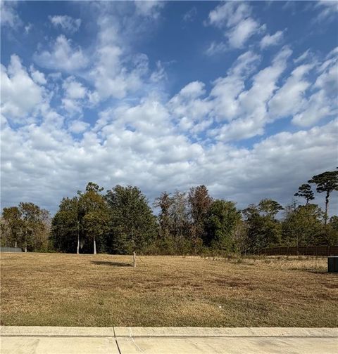 641 DOCKSIDE Drive Slidell LA 70461