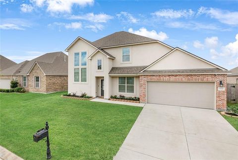 724 LAKESHORE VILLAGE Drive Slidell LA 70461