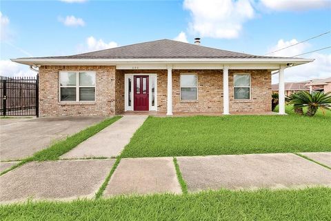 600 E JOSEPHINE Street Chalmette LA 70043
