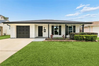 676 W MARLIN Court Terrytown LA 70056