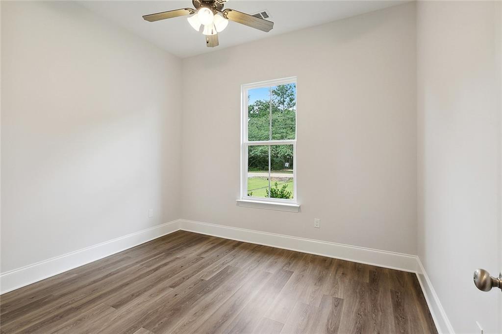 Abita Springs, Louisiana 70420, United States, 3 Bedrooms Bedrooms, ,2 BathroomsBathrooms,Residential,Pending,63340