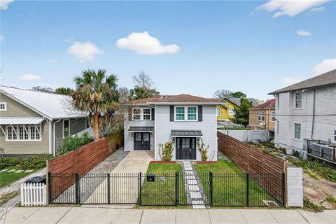 4315 S ROCHEBLAVE Street New Orleans LA 70125