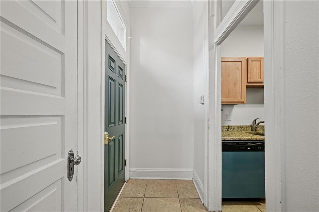 833 LOUISIANA Avenue B