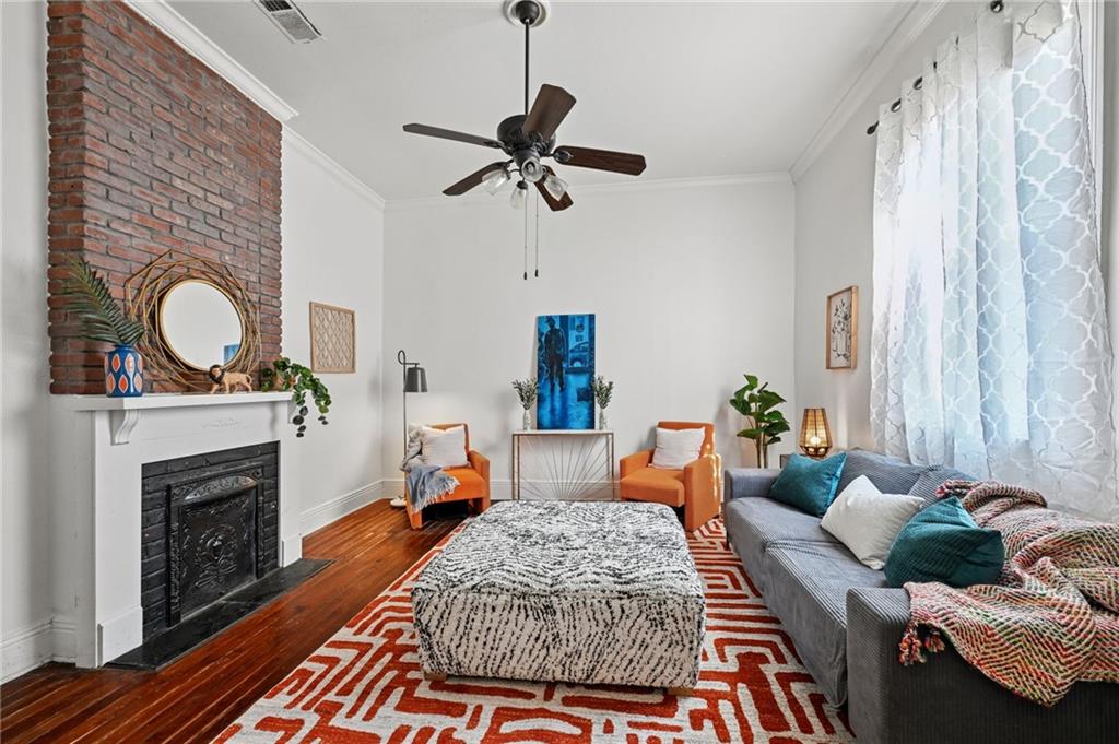 833 LOUISIANA Avenue B