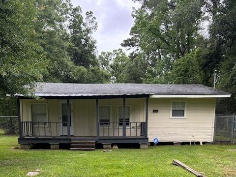 Photo of 59522 BANKS Lane, Amite, LA 70422 (MLS # 2558362)