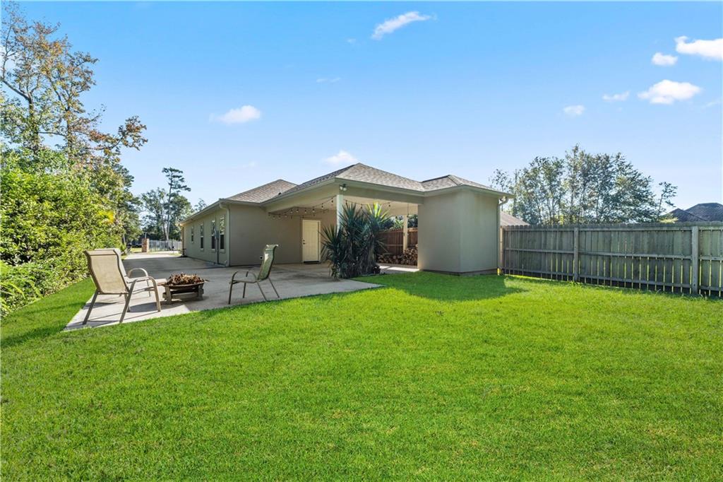 200 COTTON Lane