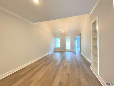 Photo of 17530 Comfort Blvd Blvd, Baton Rouge, LA 70817 (MLS # BR2026006247)