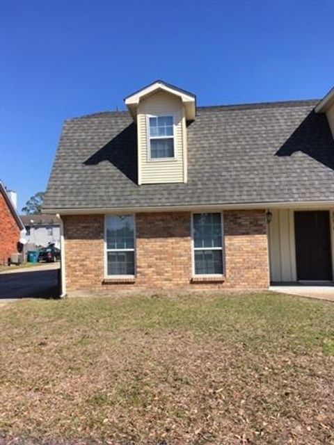 Photo of 816 Rue Rochelle Drive, Slidell, LA 70458 (MLS # NO2551938)