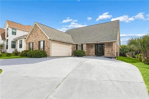 Photo of 118 Darcy Lane Ln, Slidell, LA 70458 (MLS # NO2548704)