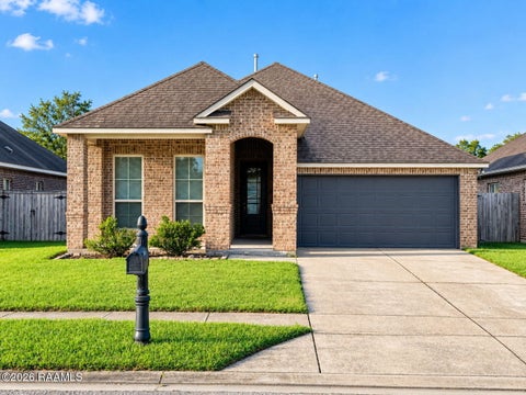 Photo of 102 Franklin Lane, Lafayette, LA 70506 (MLS # 2600009734)