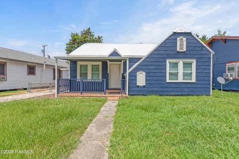 Photo of 834 W Saint Peter Street, New Iberia, LA 70560 (MLS # 2600007058)