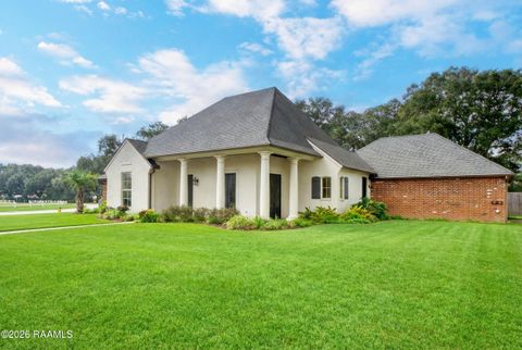 Photo of 117 Hundred Oaks Drive, Youngsville, LA 70592 (MLS # 2600000567)