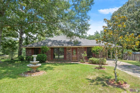 Photo of 8105 Raleigh Dr Dr, Ethel, LA 70730 (MLS # BR2026013959)