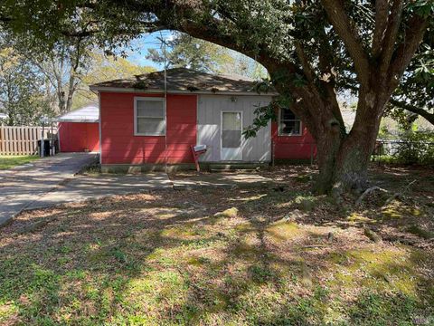 Photo of 5728 Dutton Ave Ave, Baton Rouge, LA 70805 (MLS # BR2026004708)