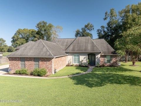 Photo of 26241 Whispering Pines Avenue, Denham Springs, LA 70726 (MLS # 2600008446)
