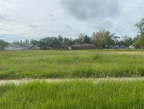 Photo of 2605 Reunion Drive, Violet, LA 70092 (MLS # NO2564831)