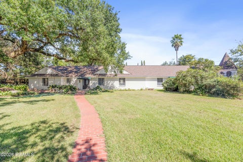Photo of 319 Crestlawn Drive, Lafayette, LA 70503 (MLS # 2600009623)