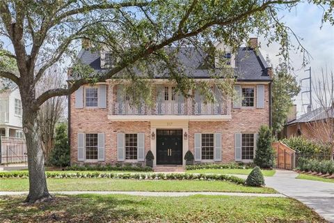 Photo of 317 Friedrichs Avenue Ave, Metairie, LA 70005 (MLS # NO2547367)