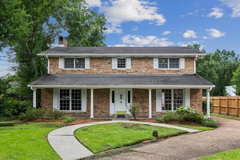 Photo of 307 Midway Drive Dr, River Ridge, LA 70123 (MLS # NO2563516)