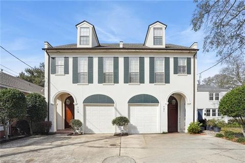 Photo of 119 Metairie Court Ct, Metairie, LA 70001 (MLS # NO2543238)