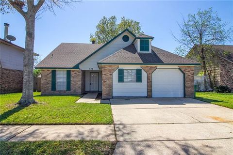 Photo of 726 Iberville Street St, Laplace, LA 70068 (MLS # NO2547984)