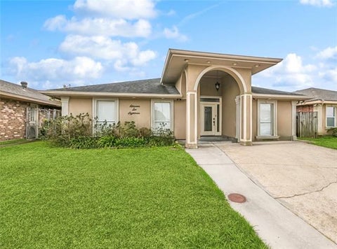 Photo of 11618 Pressburg Street St, New Orleans, LA 70128 (MLS # NO2565063)