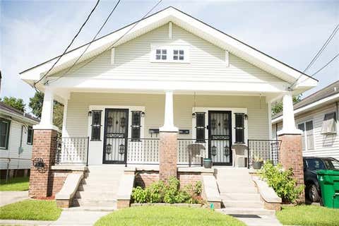 Photo of 468 Hamilton Street St, Gretna, LA 70053 (MLS # NO2568300)