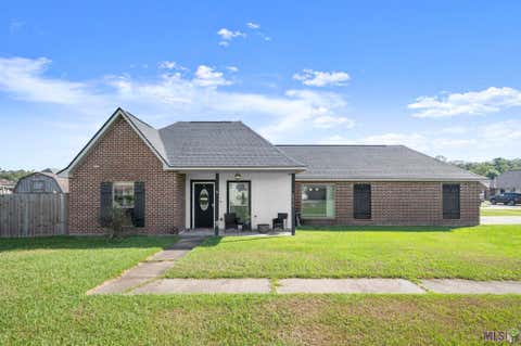 Photo of 34276 Hawks Cove Cv, Denham Springs, LA 70706 (MLS # BR2026014713)