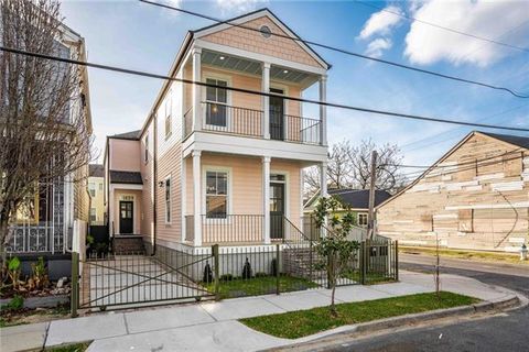 Photo of 1140-42 Touro Street St, New Orleans, LA 70116 (MLS # NO2544983)