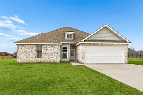 Photo of 19440 Deerfield Loop Loop, Loranger, LA 70446 (MLS # NO2544937)