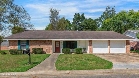 Photo of 915 Hashim Drive, Opelousas, LA 70570 (MLS # 2600009450)